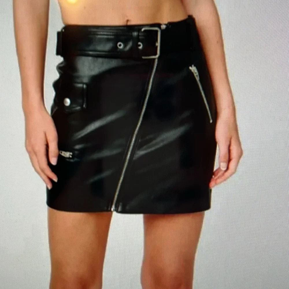NWT Blank NYC Youthquake Skirt Size 29